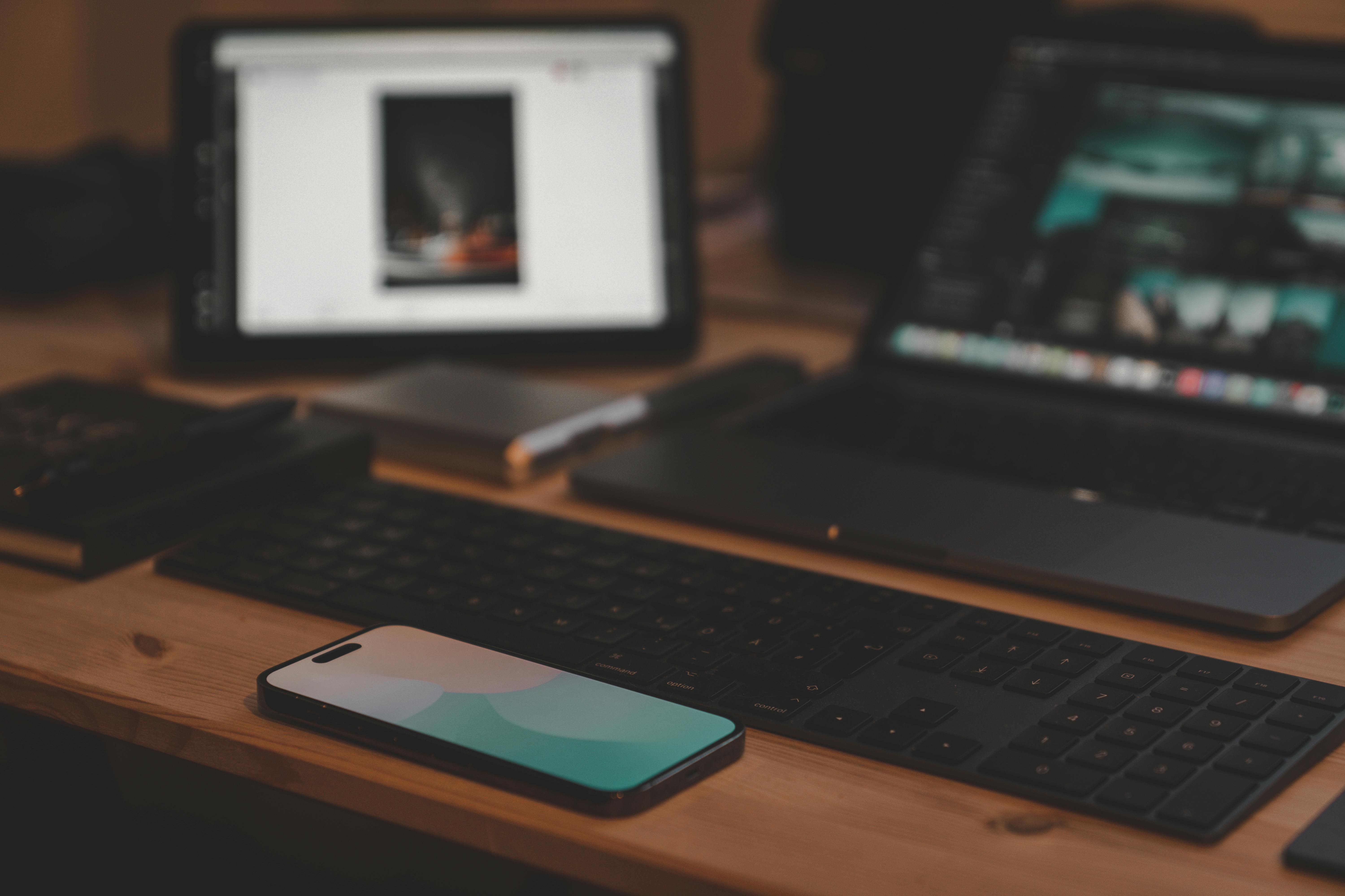 Telefon - zdjęcie demo